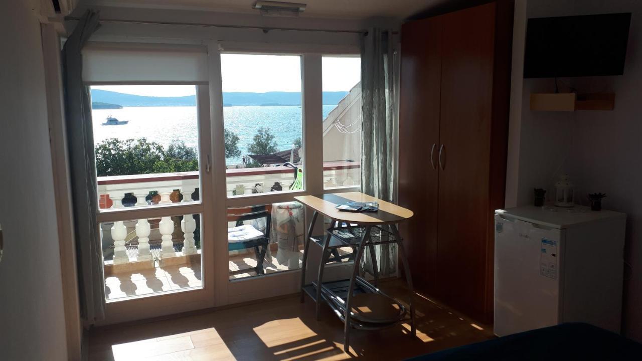 Sobe Rolo Uz More Hotel Biograd Na Moru Exterior photo